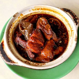 Leon Kee Claypot Pork Rib Soup - 1