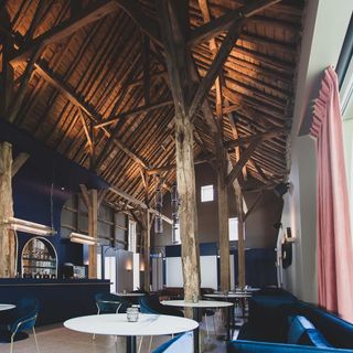 Le Roannay - 1