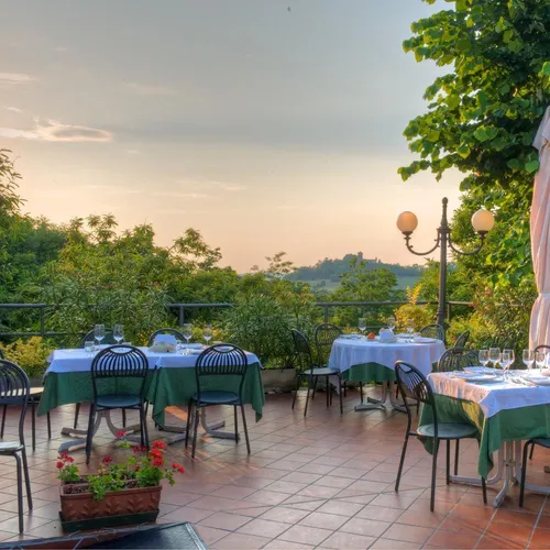 Antica Trattoria la Grotta dal 1918 - Sasso Marconi - ミシュラン