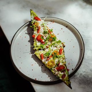 Residents Cafe & Bar - 6
