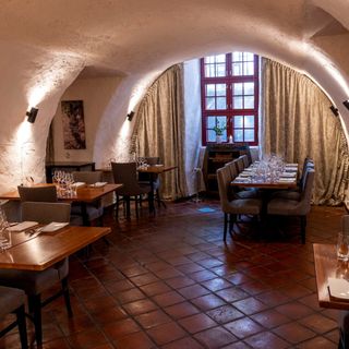 Statholderens Mat og Vinkjeller - 3