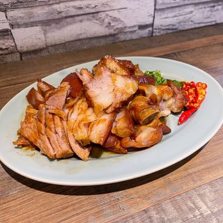 Guang Xing Pork Knuckle - 4
