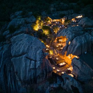 La Table de la Grotte - 3