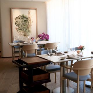Table for Four - 10