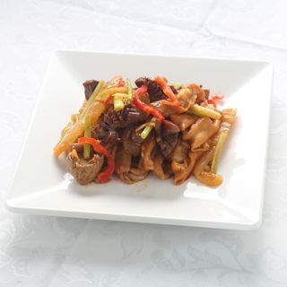 Yue Kee - 1