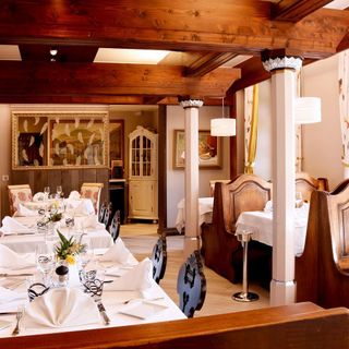 Au Cheval Blanc - 9