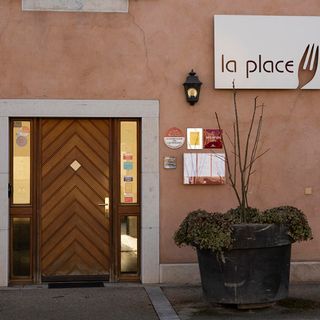 La Place - 1
