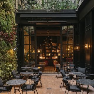 Contraban - Barcelona - 19
