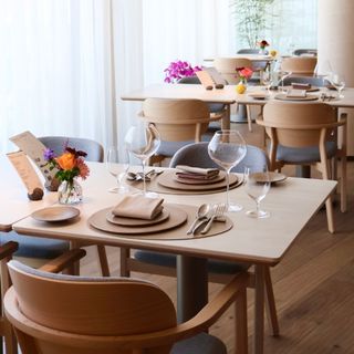 Table for Four - 14