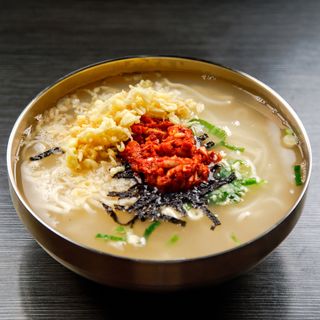 Cha Ae Jeon Halmae Kalguksu - 0