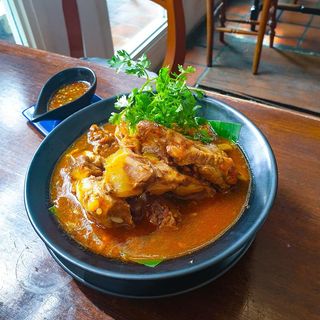 Baan Landai (Phra Pok Klao Road) - 9
