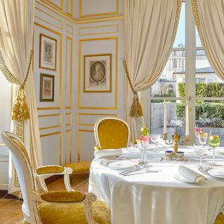 Ducasse au Château de Versailles - Le Grand Contrôle - 2