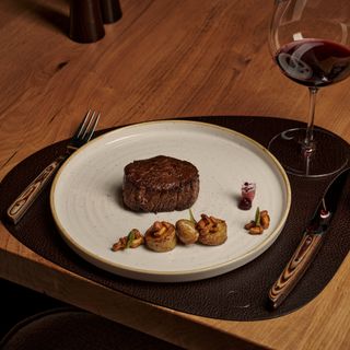 Sirloin Grill & Dine - 7