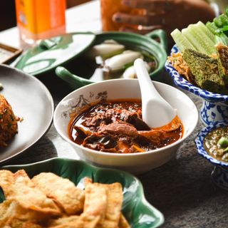 Supanniga Eating Room (Phra Nakhon) - 0