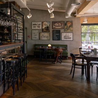 Tickets Bistro & Wine - 6