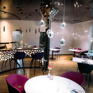 Schwitzer's Gourmet-Restaurant - 3