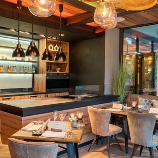 Joseph's Fine Dining - 11