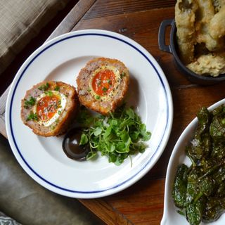 Horse & Groom - 8