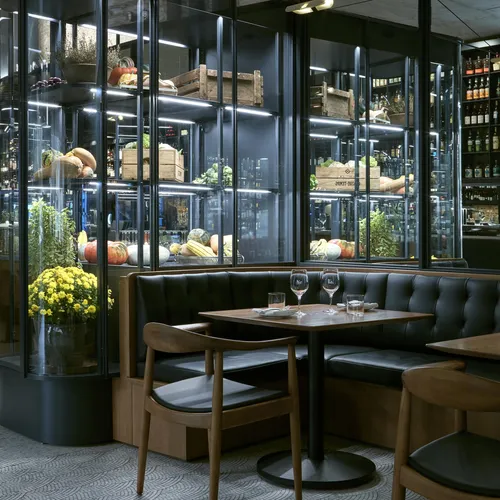 Mischellen Monarque – Montréal - a MICHELIN Guide Restaurant