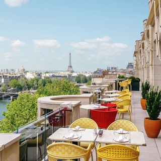 Le Tout-Paris - 11