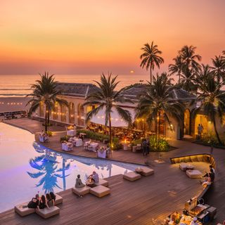 Beach Grill and Bar - 10