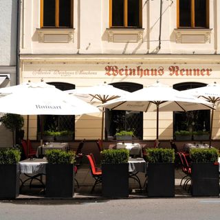 Weinhaus Neuner - 6
