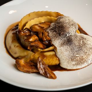 Sole Giaguaro Athens Italian Dining House - 10