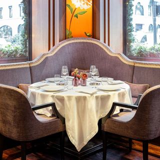 114 Faubourg - 6