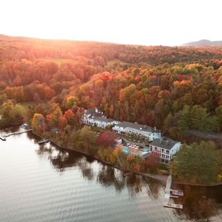 Le Tap Room - Manoir Hovey - 1