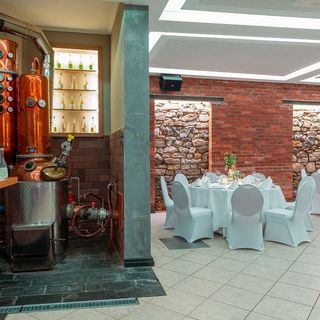 Behl's Restaurant - 5
