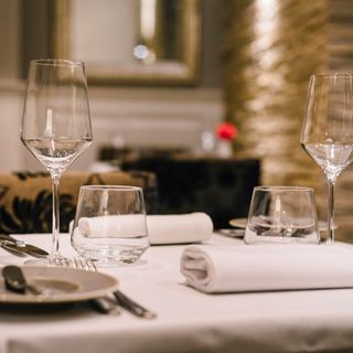 Stones Restaurant - 3