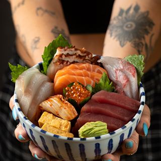 Haru Sushi Bar - 7