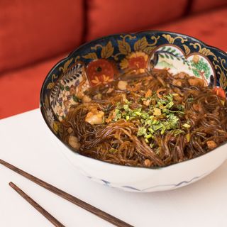 China Crown - 11