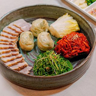 Gaeseong Mandu Koong - 8