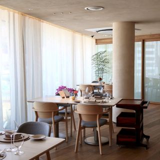 Table for Four - 3