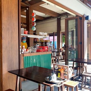 Baan Heng - 2