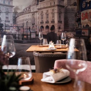 Frog by Adam Handling - 7