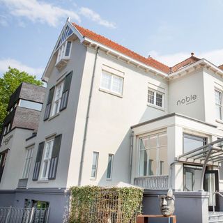Noble Gastro House - 2