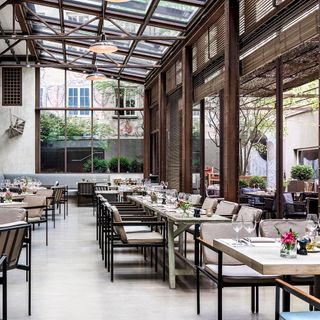 Garden-Restaurant - 1