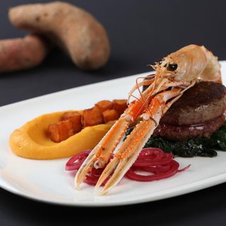 Christians Restaurant - 2