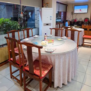 Hong Da Xing Li Fan Dian - 3