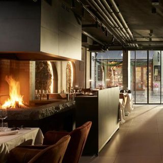 The Restaurant - 6