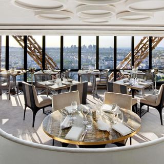Le Jules Verne - 10