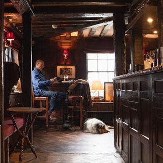 Hinds Head - 9