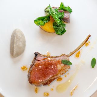 UNE PINCÉE - 3
