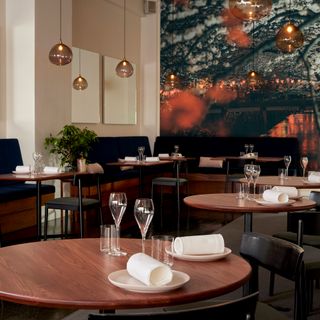 The French Café - 4