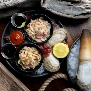 Fanny Bay Oyster Bar - 16