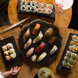 Moody Tongue Sushi - 11