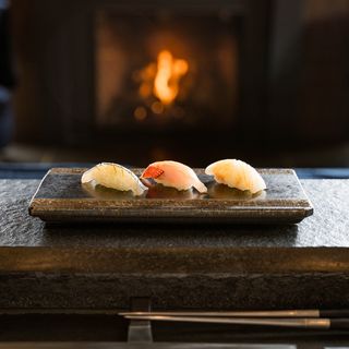 AMA Sushi - 3