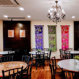 Nyonya Willow - 9